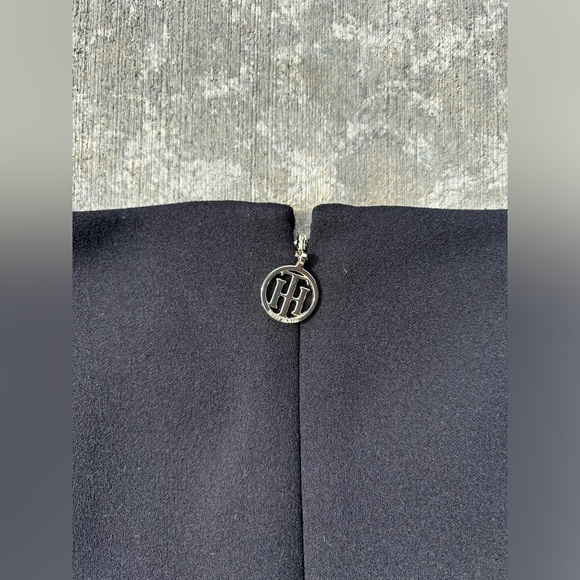 Tommy Hilfiger Classic Scuba Crepe Two Pocket Shift Dress Cap Sleeve Black - Picture 8 of 8